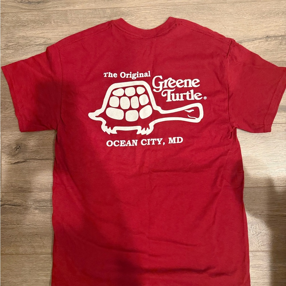 Greene Turtle Graphic Tee - Picture 2 of 3